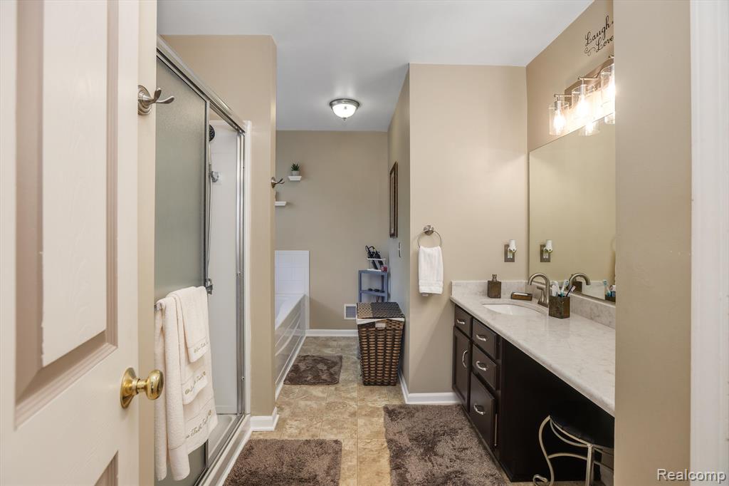 468 ETHAN Drive, Westland, MI — Photo 35
