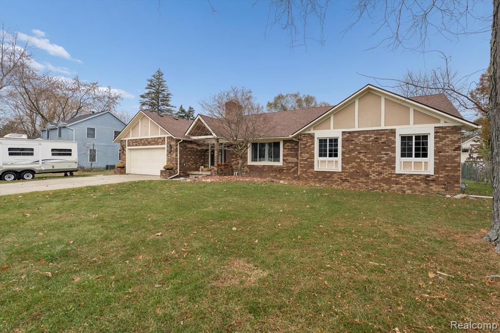 8474 Wesley Drive, Flushing, MI 48433 — Photo 44