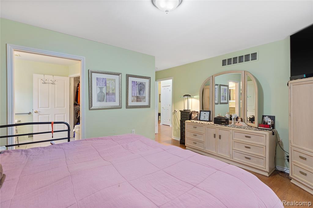 39562 Macomber Street, Harrison Township, MI — Photo 14