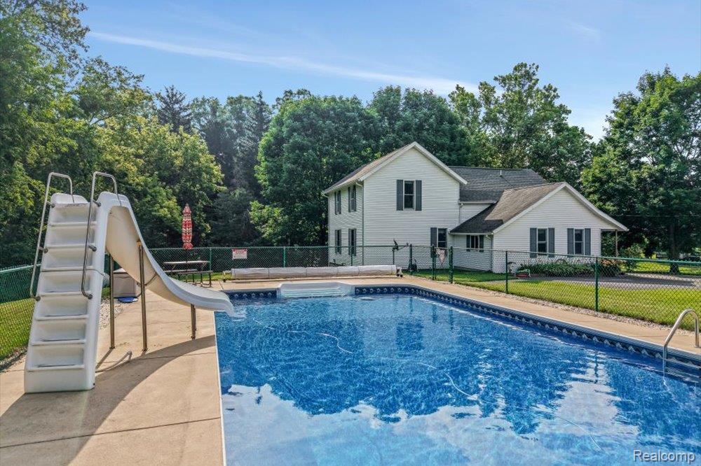 9393 N Gregory Road, Fowlerville, MI 48836 — Photo 5