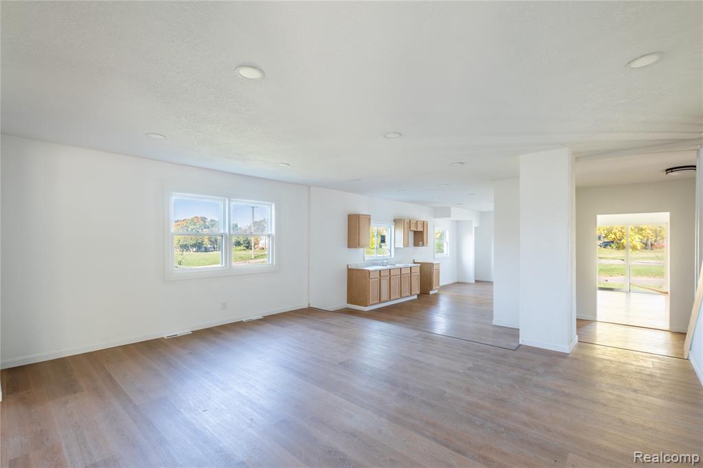 714 Lippincott Boulevard, Flint, MI 48503 — photo 5