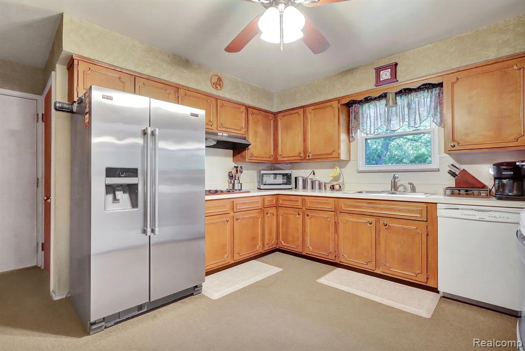 6245 W Coldwater Road, Flushing, MI 48433 — Photo 10