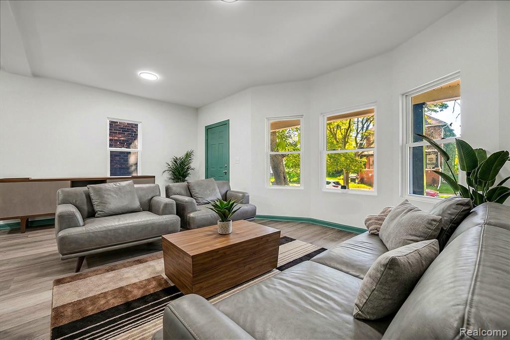 3138 Canton Street - Photo 5