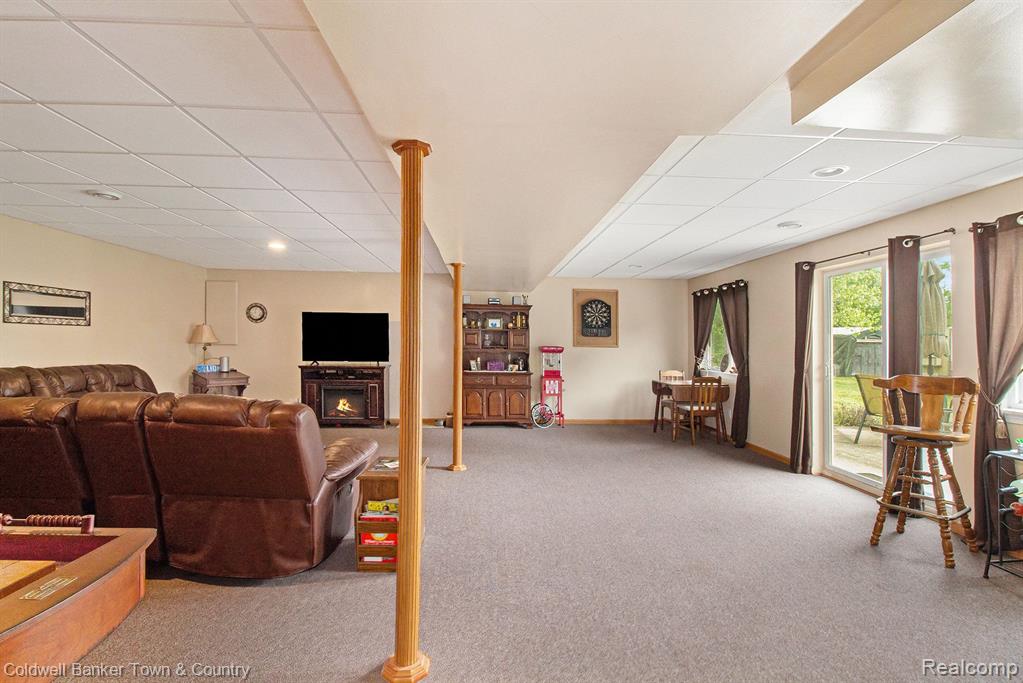 6643 FARM Lane, Fowlerville, MI 48836 — Photo 13