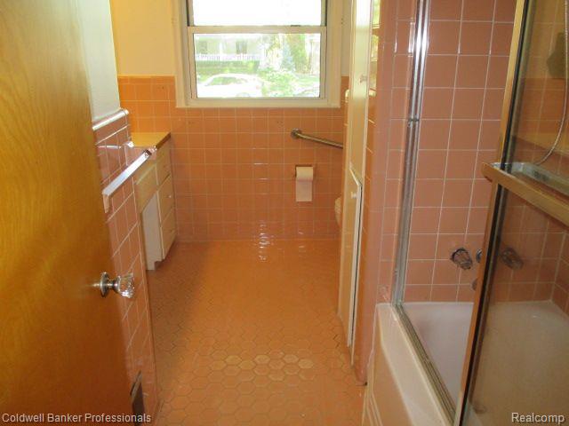 554 Merritt Lane, Birmingham, MI 48009 — Photo 11