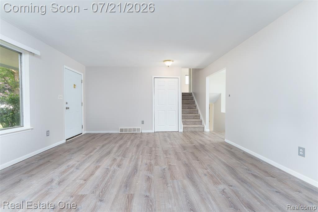 4069 Village Square, Brighton, MI 48114 — Photo 7