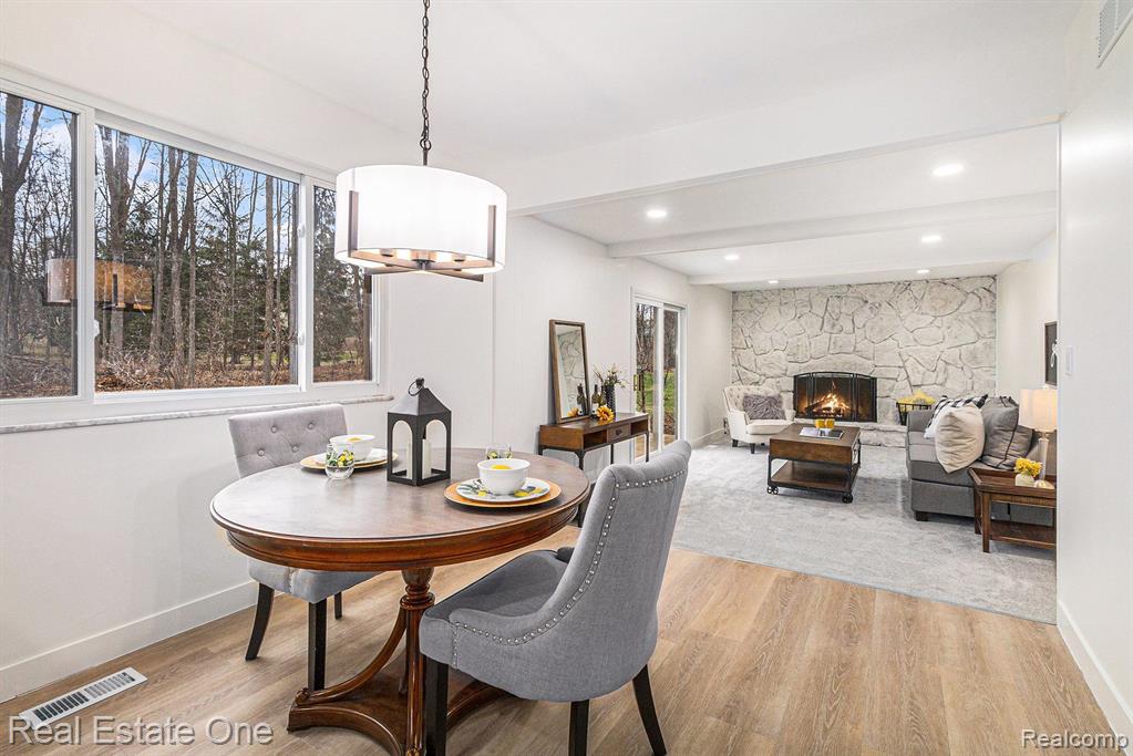 8893 S CHRISTINE Drive, Brighton, MI 48114 — Photo 15