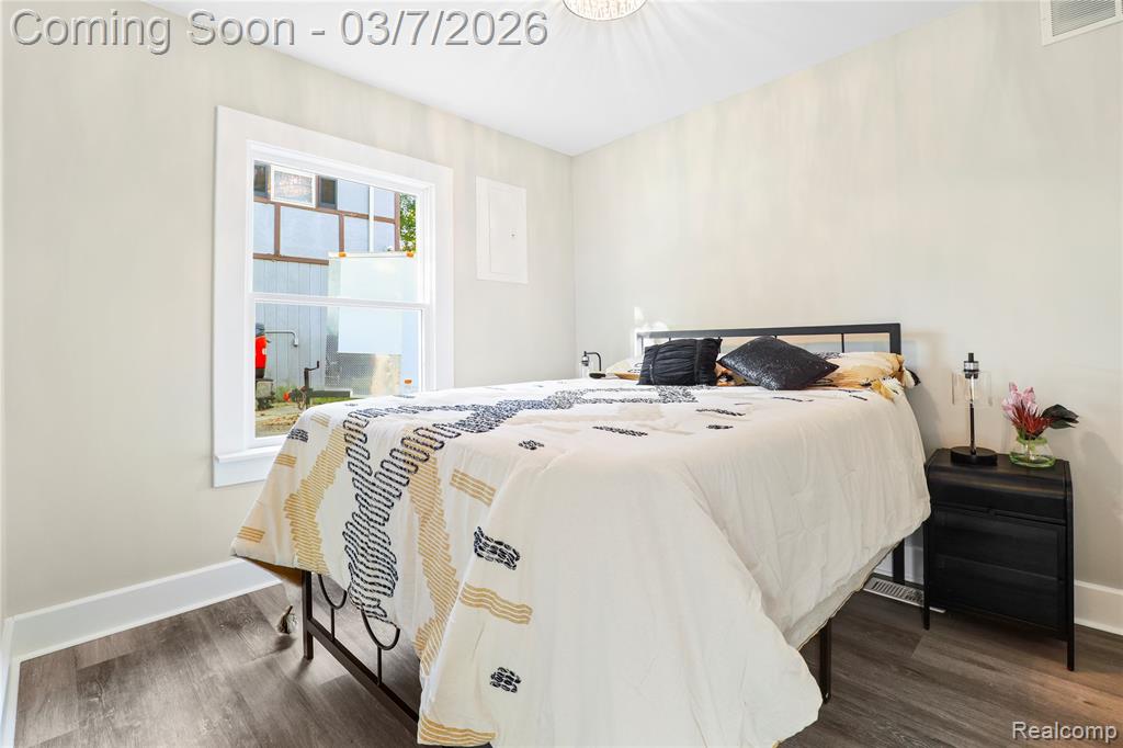 405 Lincoln Street, Fenton, MI 48430 — Photo 9