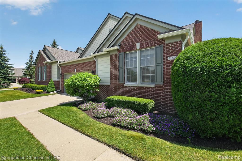 16502 Cypress Court, Northville, MI 48168 — Photo 4