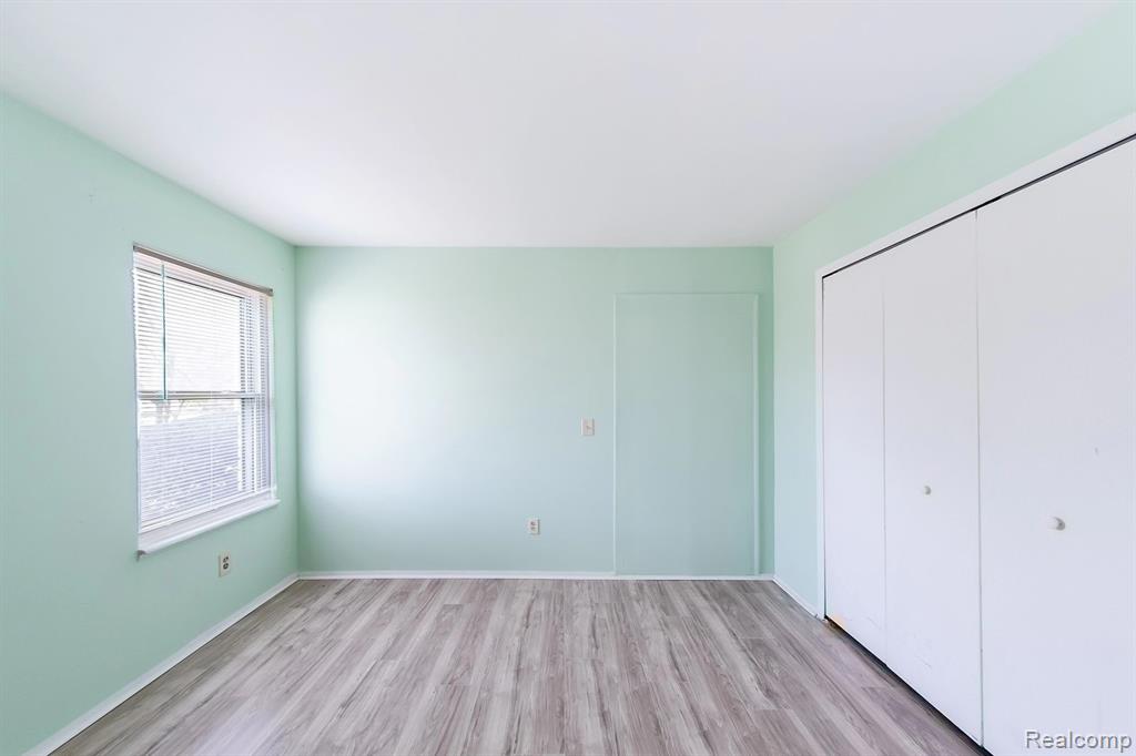31993 W 12 Mile Road, 109, Farmington, MI 48334 — Photo 18