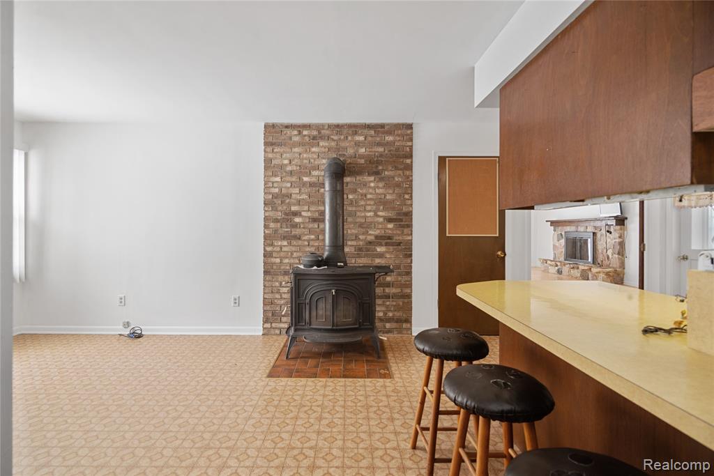 9322 Rossman Highway, Eaton Rapids, MI 48827 — Photo 5