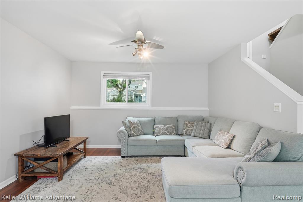 572 River Pointe Court, Milan, MI 48160 — Photo 6