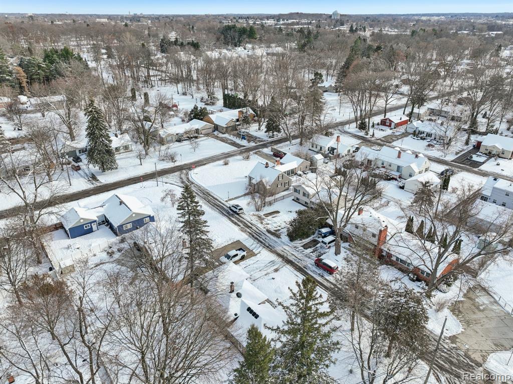 4049 S Shore Street, Waterford, MI 48328 — Photo 36