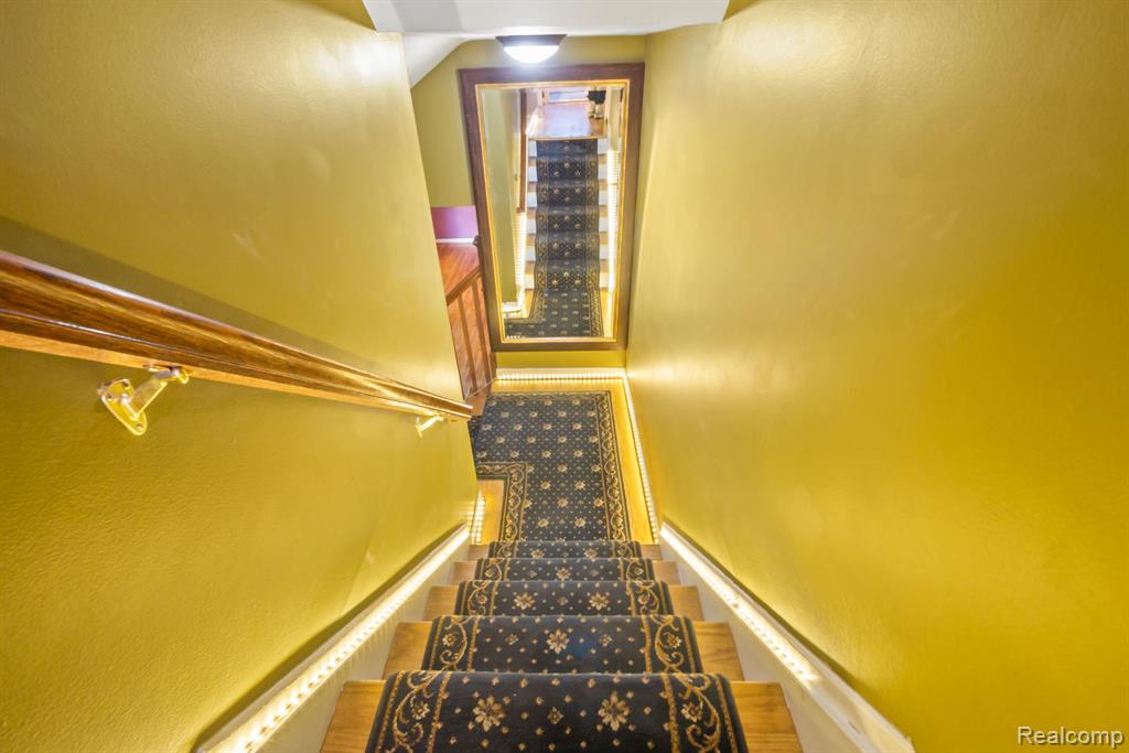 6950 Killarney Drive, Troy, MI 48098 — Photo 21