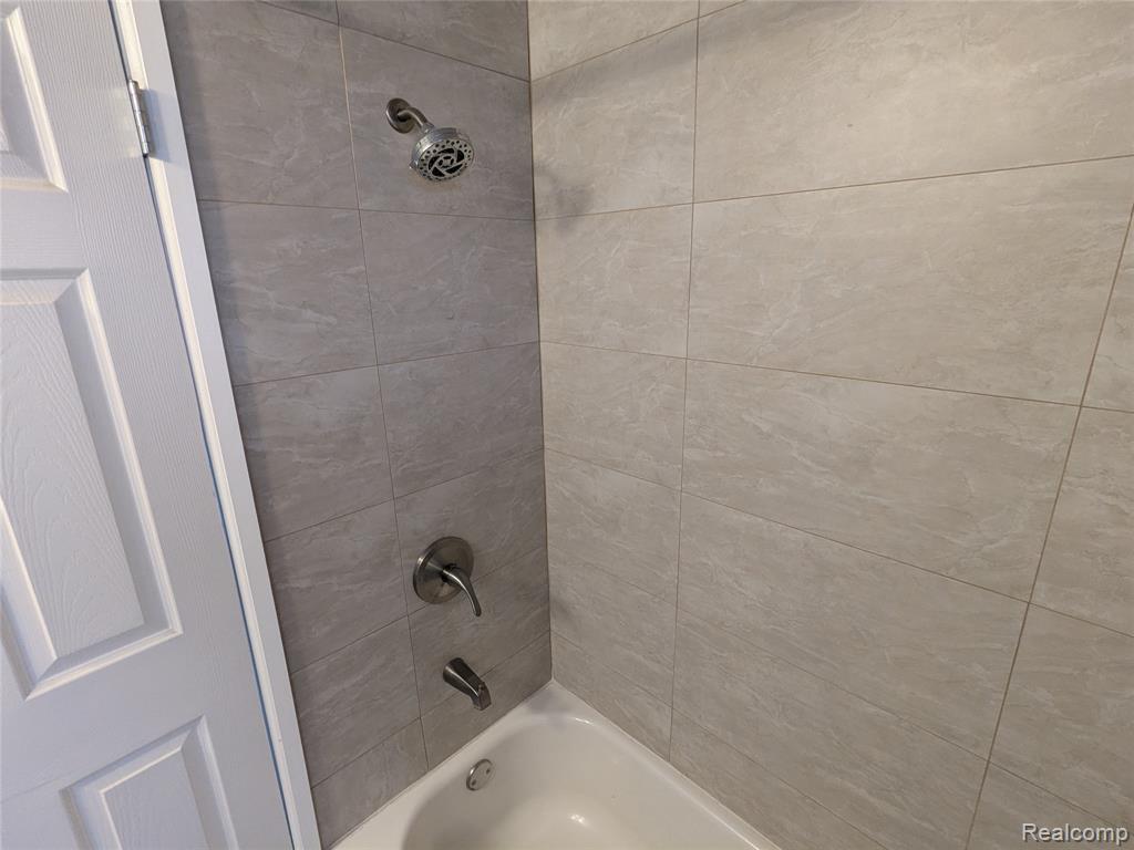 4115 Wayland Court, Inkster, MI 48141 — Photo 24