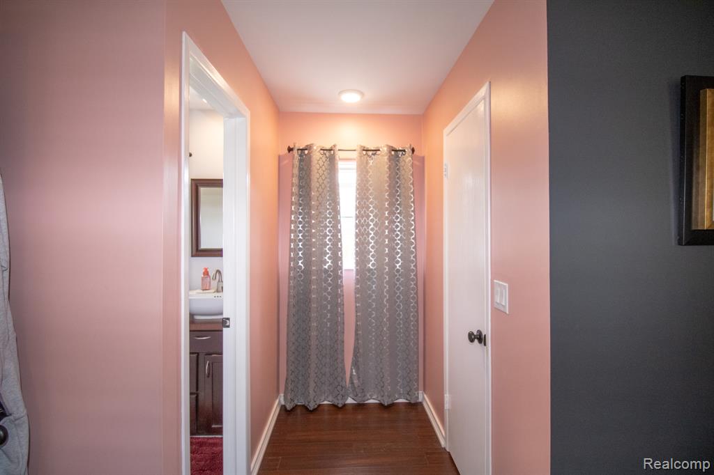 7878 Capri Drive, Canton, MI 48187 — Photo 37