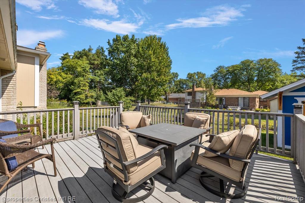 5970 Slate Drive, Troy, MI 48085 — Photo 40