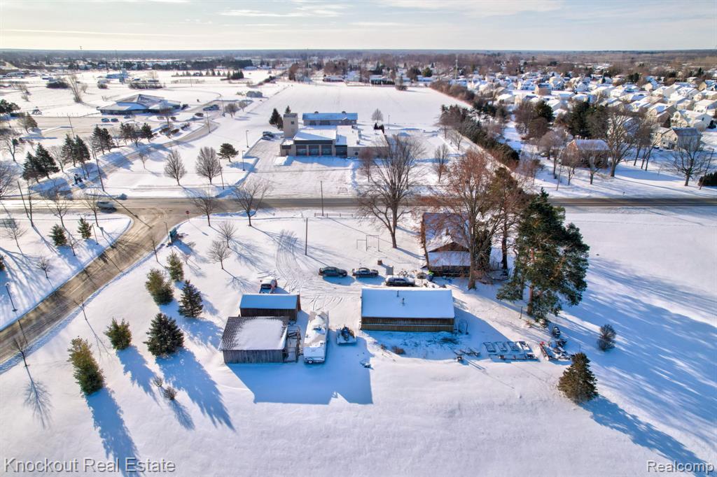 6180 Shattuck Road, Saginaw, MI 48603 — Photo 35