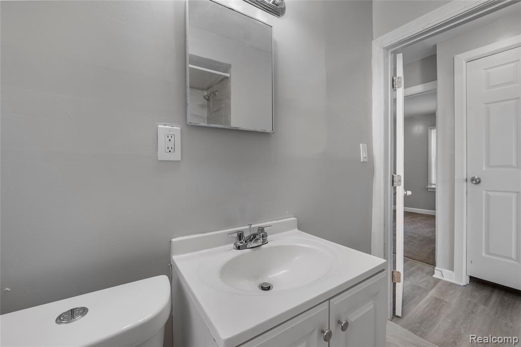 8614 Robson Street, Detroit, MI 48228 — Photo 15