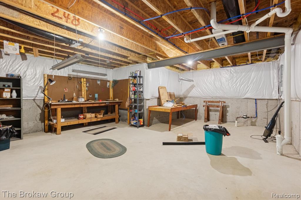6334 Prairie Dunes Drive, Grand Blanc, MI 48439 — Photo 35