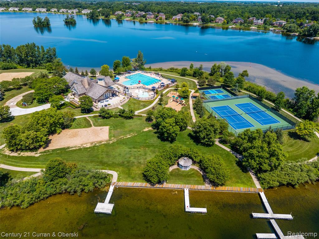 50693 Chesapeake Drive, Novi, MI — Photo 81