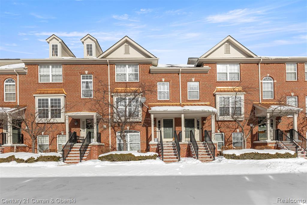 25445 Saint James, Southfield, MI 48075 — front exterior