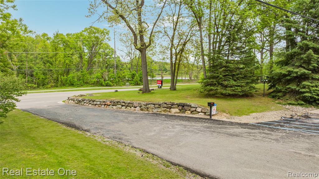 7217 SASHABAW Road, Clarkston, MI 48348 — Photo 16