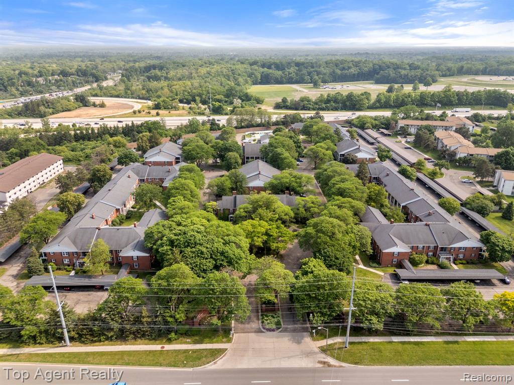 27557 W Echo Valley, 153, Farmington Hills, MI 48334 — Photo 44