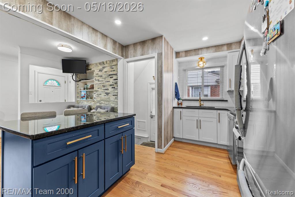 6640 Norborne Avenue, Dearborn Heights, MI 48127 — Photo 9