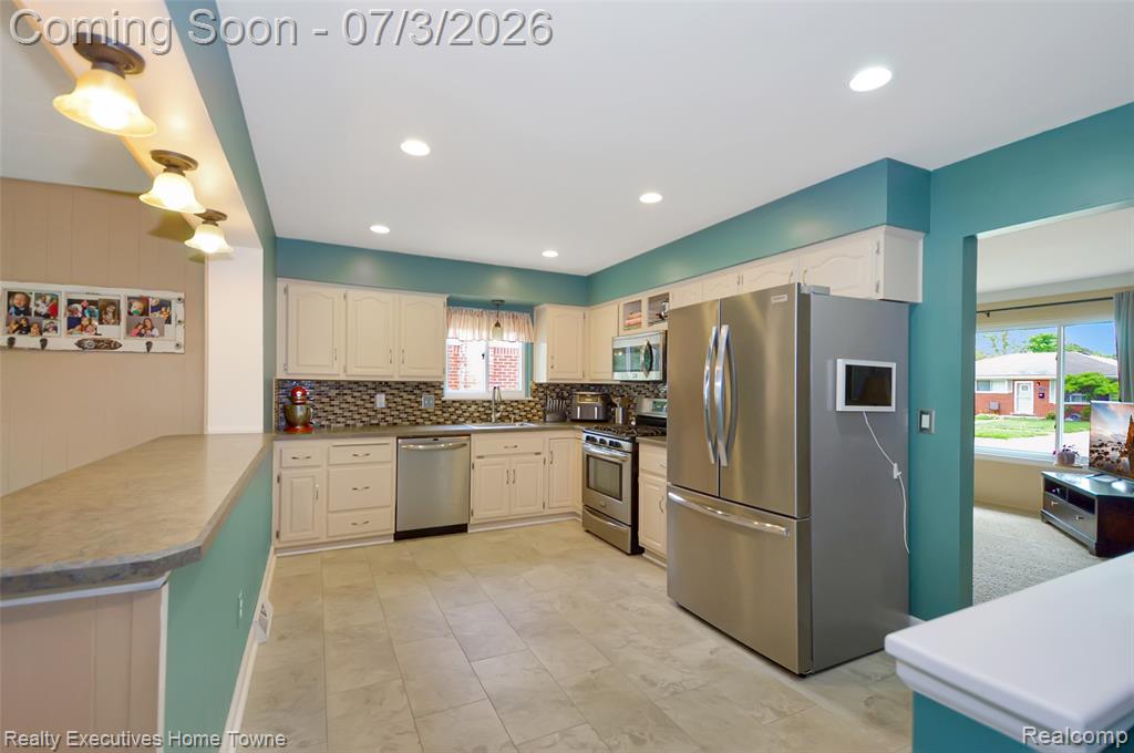 4721 Parent Avenue, Warren, MI 48092 — Photo 7