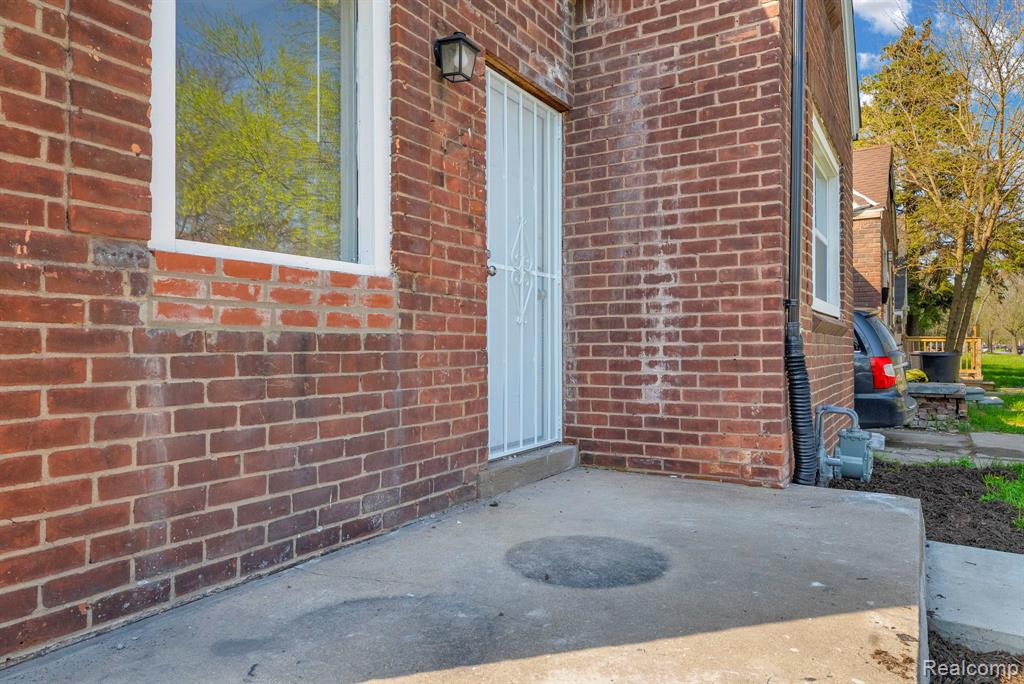9641 Balfour Road, Detroit, MI 48224 — Photo 4