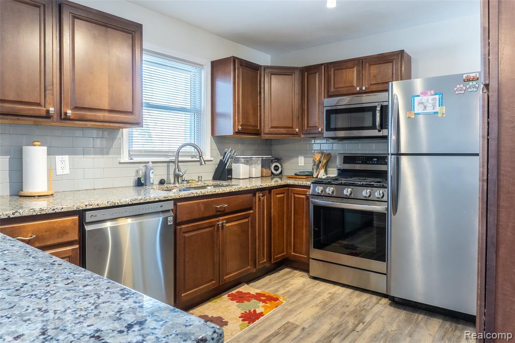 4701 Clintonville Road, Clarkston, MI — Photo 17