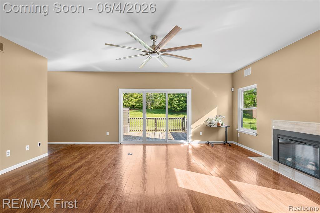 8559 Barrington Drive, Ypsilanti, MI 48198 — Photo 10