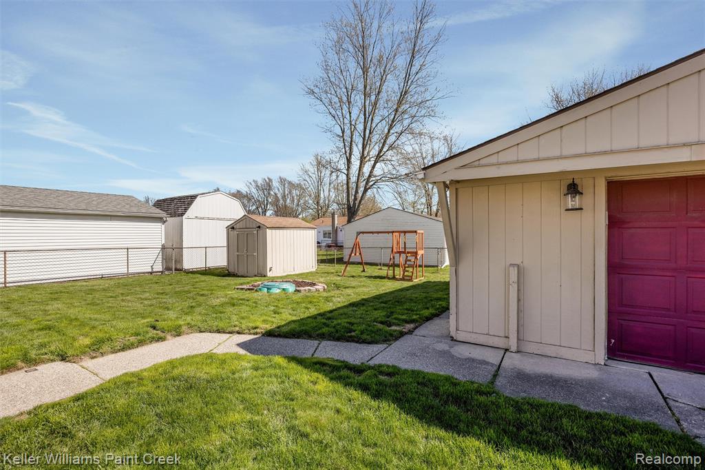 32644 Conrad Street, New Baltimore, MI 48047 — Photo 25