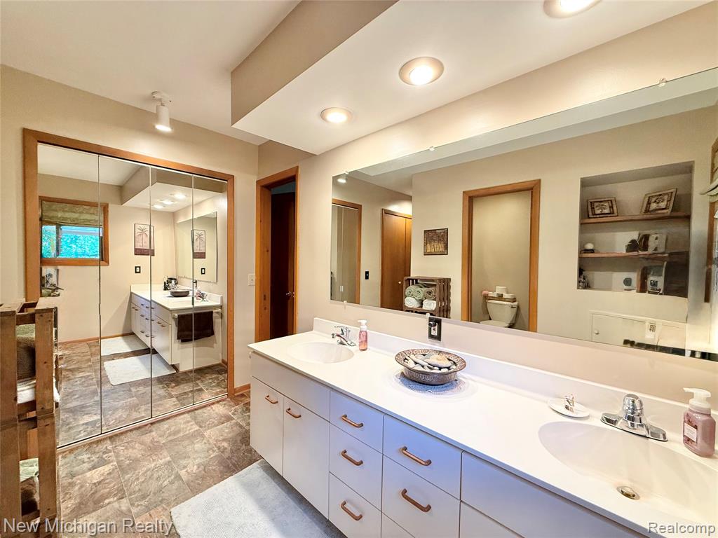 7156 River Road, Flushing, MI 48433 — Photo 18