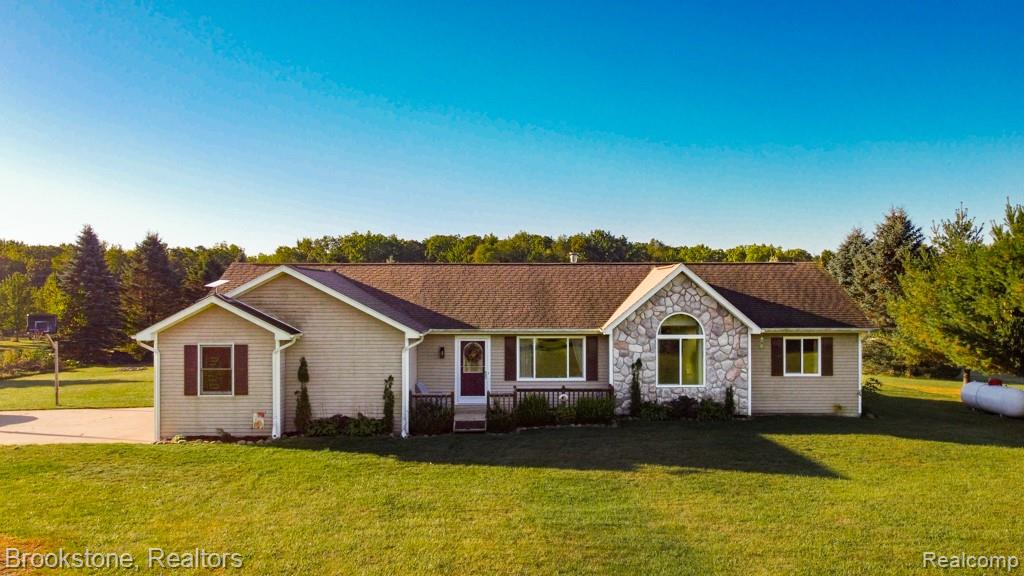 2168 Gravel Creek Road, North Branch, MI 48461 — Photo 32