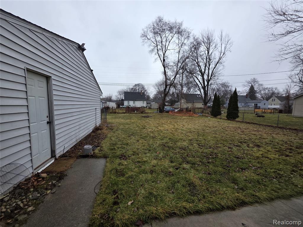 1842 Lathers Street, Garden City, MI — Photo 17