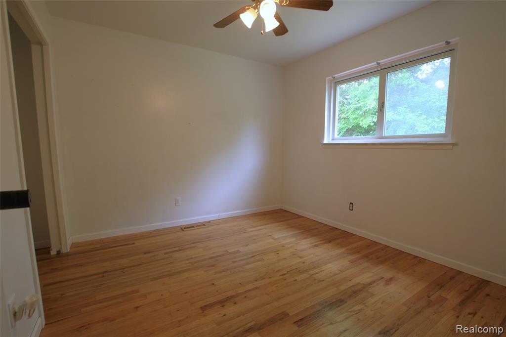 6325 Clarkston Road, Clarkston, MI — Photo 14