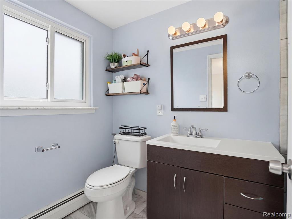 37296 Maple Leaf Court, Clinton Twp, MI 48036 — Photo 33