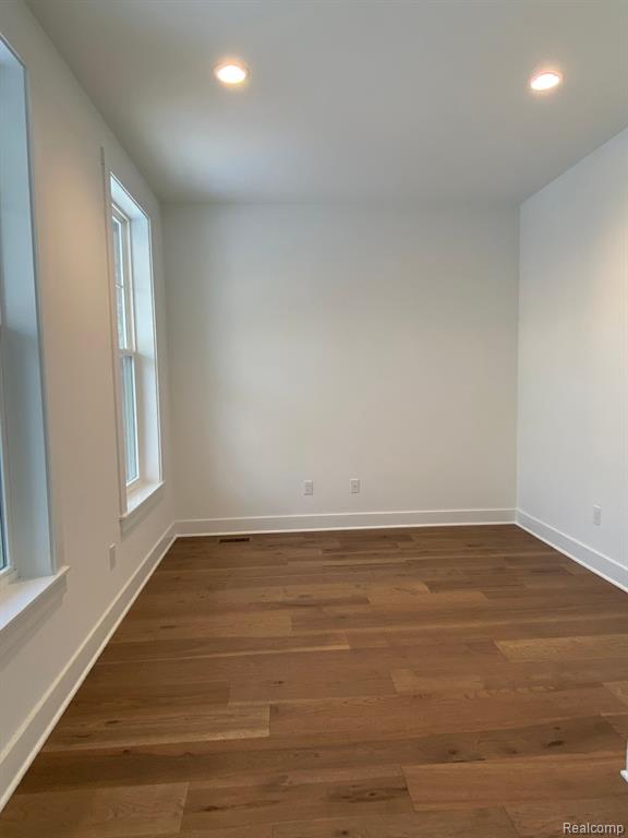 5564 HOBART, West Bloomfield, MI — Photo 5
