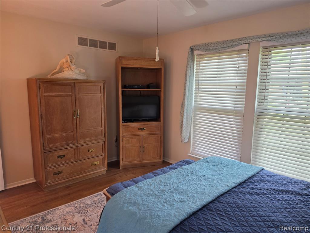 40318 Newport Drive, Plymouth, MI 48170 — Photo 22