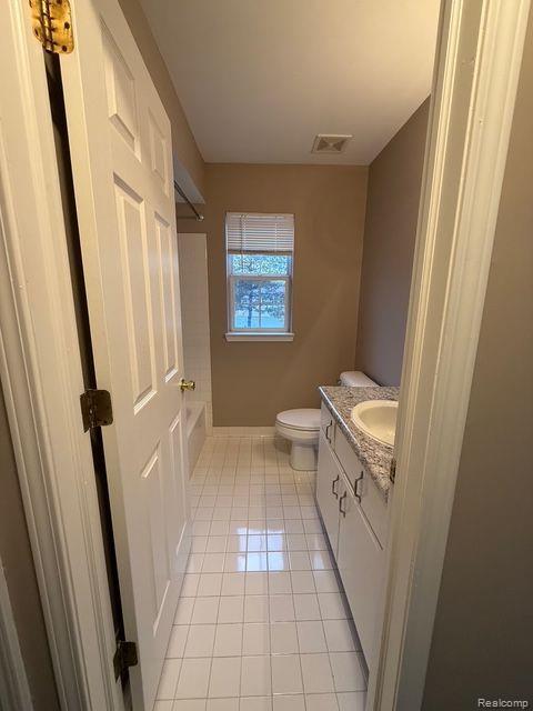 56751 Scotland Boulevard, Shelby Twp, MI 48316 — Photo 12