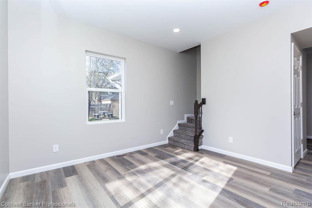 8237 PACKARD Avenue, Warren, MI 48089 — Photo 15