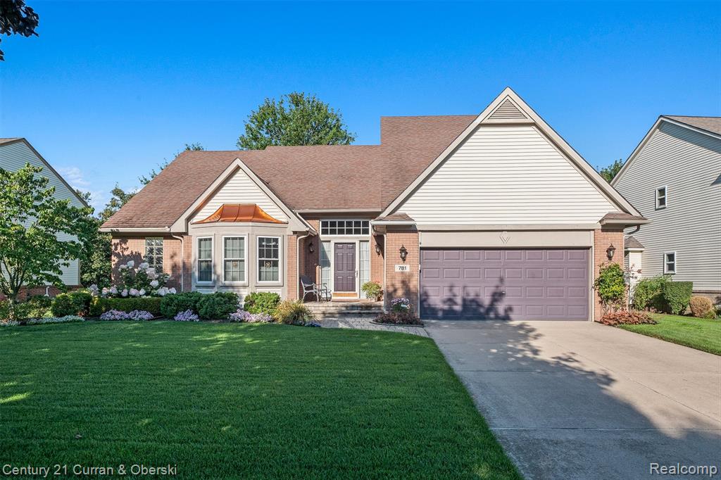 781 Pheasant Run West Drive, Wixom, MI 48393 — front exterior