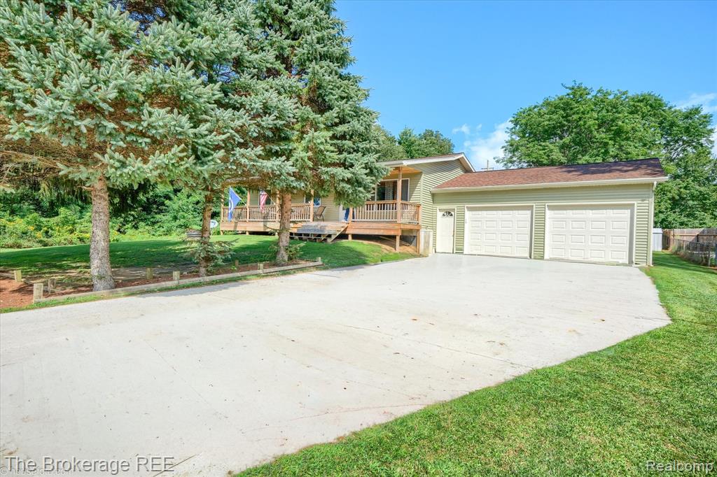7480 Vassar Road, Otisville, MI 48463 — Photo 4