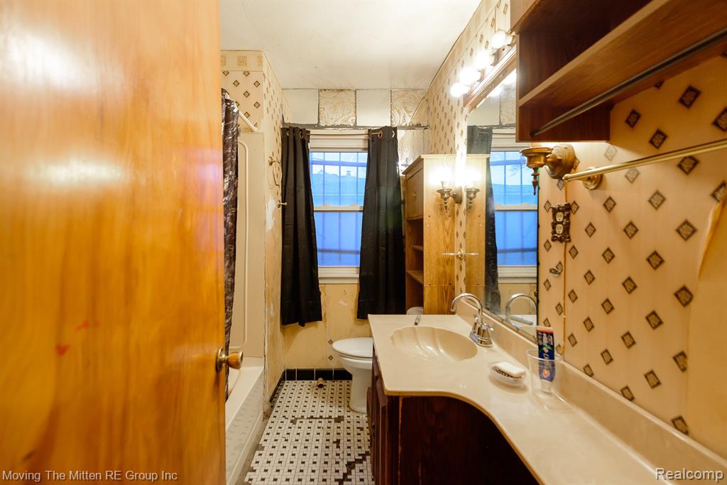 2955 S Dartmouth Street, Detroit, MI 48217 — Photo 16