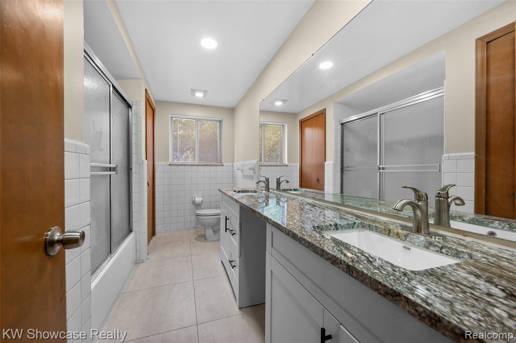 8362 Sunburst, Center Line, MI 48015 — Photo 34