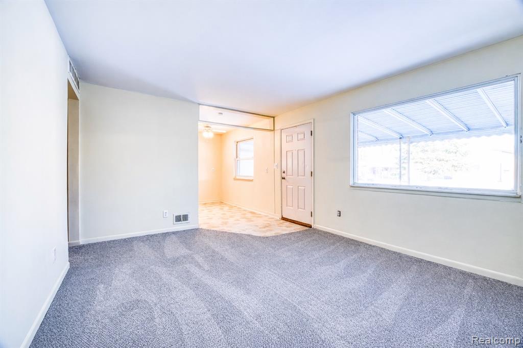 6942 Janet Street, Taylor, MI 48180 — Photo 3