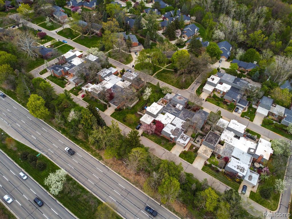 1049 STRATFORD Lane, Bloomfield Hills, MI 48304 — Photo 51