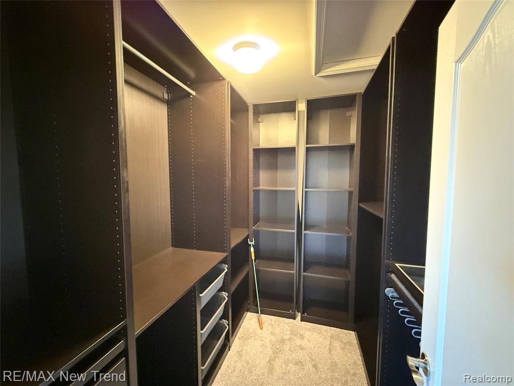 43530 Chancellor Lane, Novi, MI — Photo 14